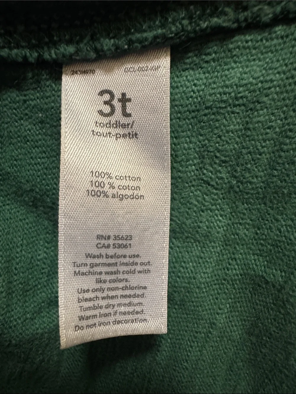 EUC Green Carter’s size 3T hoodie with a dinosaur spiked hood.